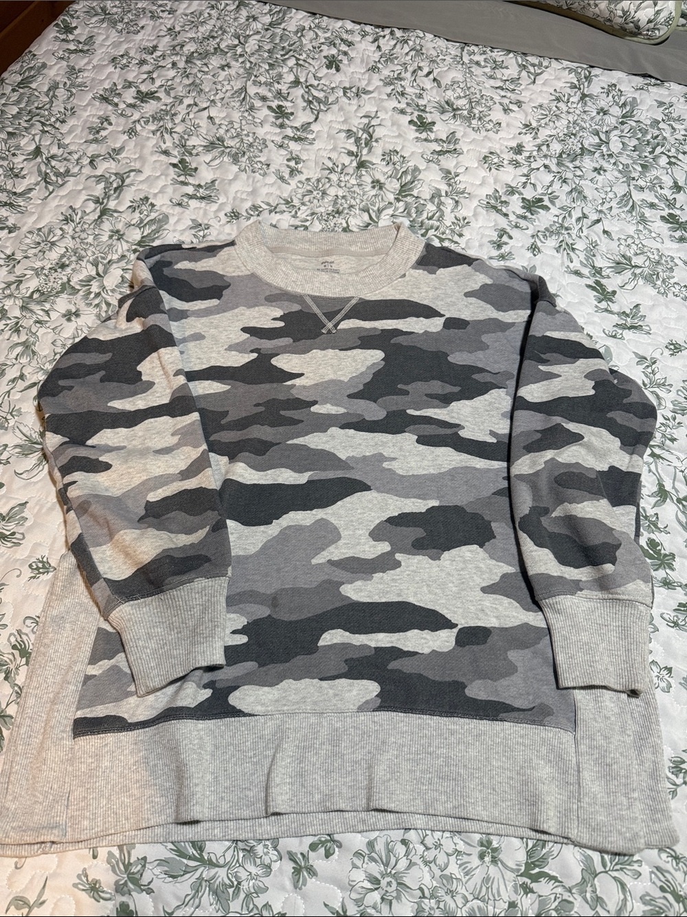 Aerie camo pullover